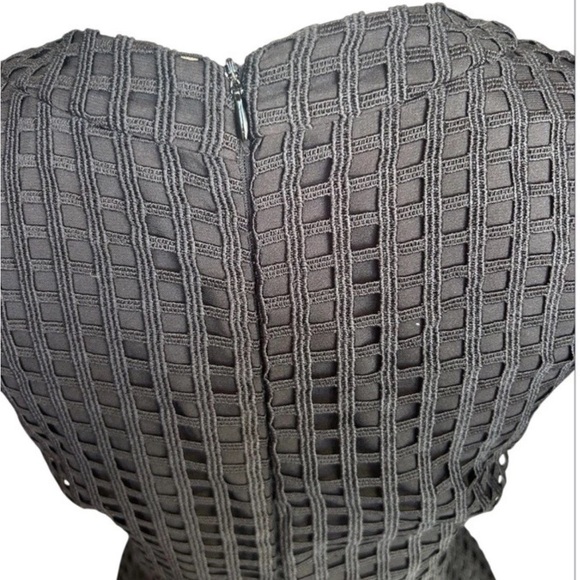 Nicholas Black Grid Lace Deep V Ball Midi Dress Size US 4 - Picture 5 of 13